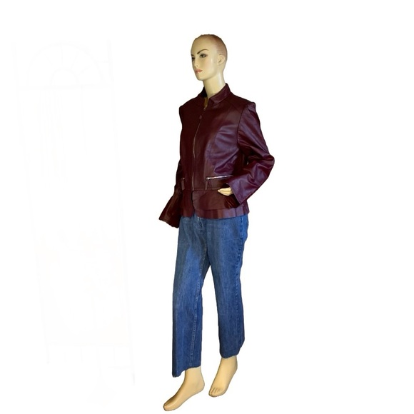 WHITE HOUSE BLACK MARKET BURGUNDY GENUINE LEATHER PEPLUM JACKET (XL) - Picture 6 of 14